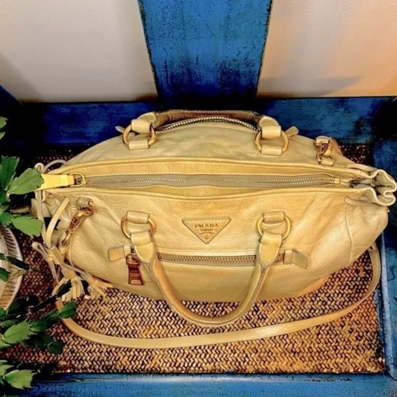 Prada Leather crossbody tote - Picture 2 of 7